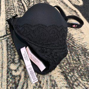Victorias Secret 34D Push Up Bra